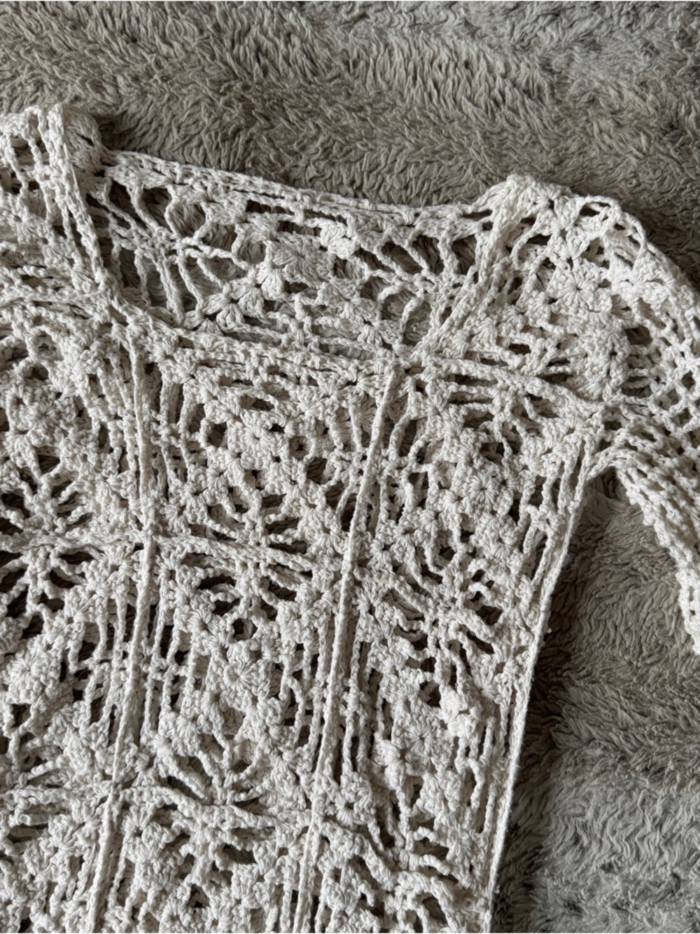 Crochet WHITE TOP - Picture 3 of 5